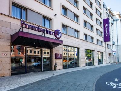 Premier Centre 3*